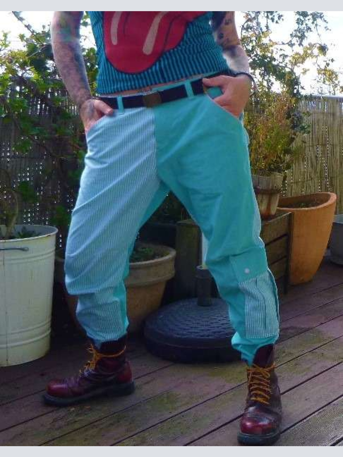 Unisey Cargohose türkis gestreift gerader Schnitt