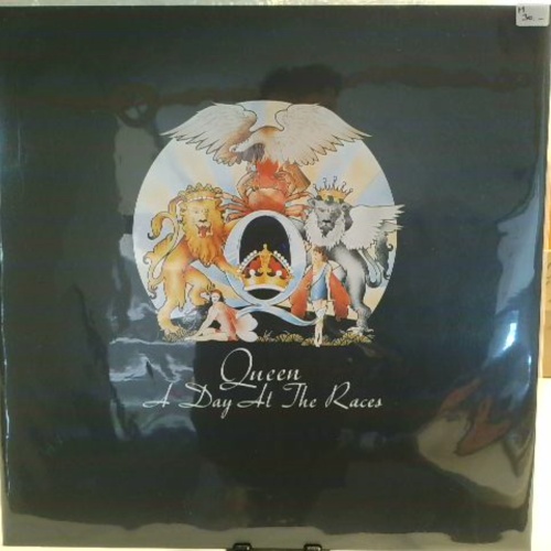 LP / Queen – A Day At The Races