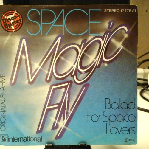 SINGLE / Space – Magic Fly