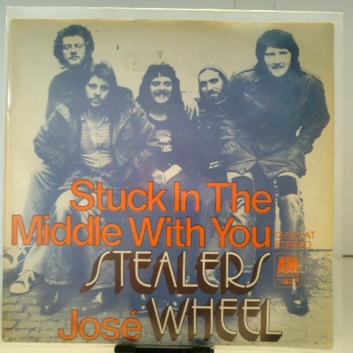 SINGLE / Stealers Wheel – Stuck In The Middle With You / José
