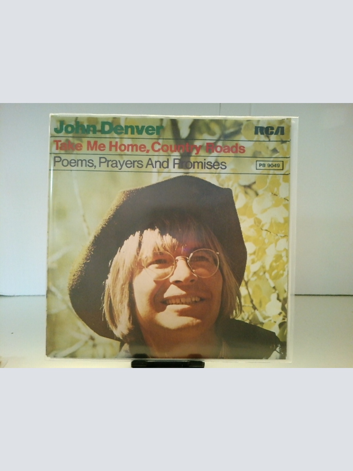 SINGLE / John Denver – Take Me Home, Country Roads