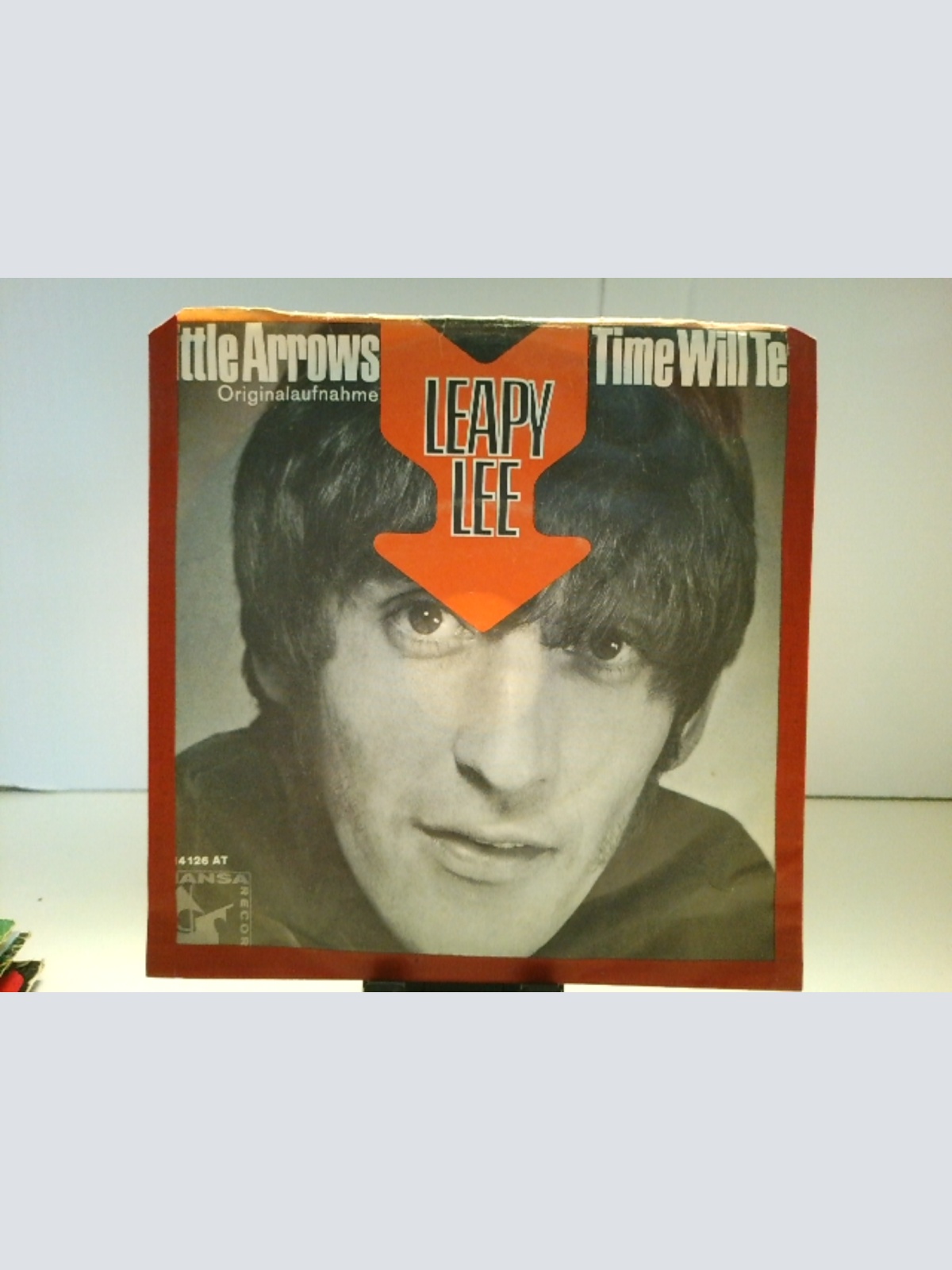 SINGLE / Leapy Lee – Little Arrows / Time Will Tell