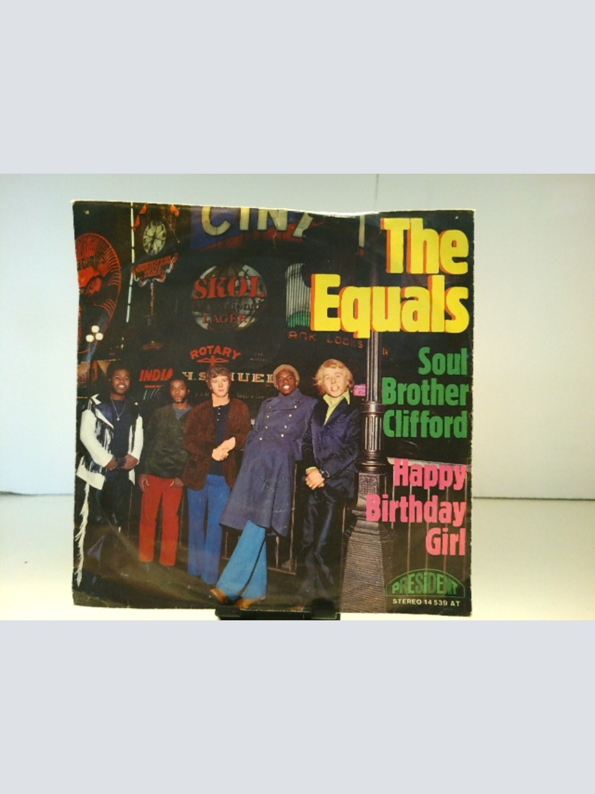 SINGLE / The Equals – Soul Brother Clifford / Happy Birthday Girl