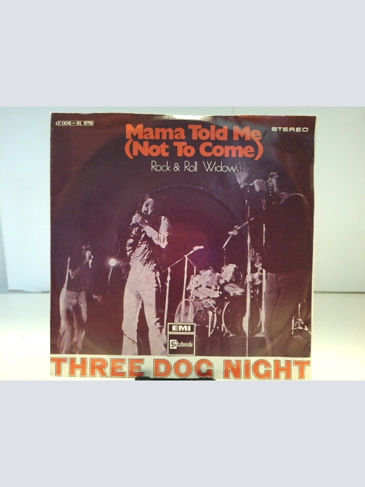 SINGLE / Three Dog Night – Mama Told Me (Not To Come)