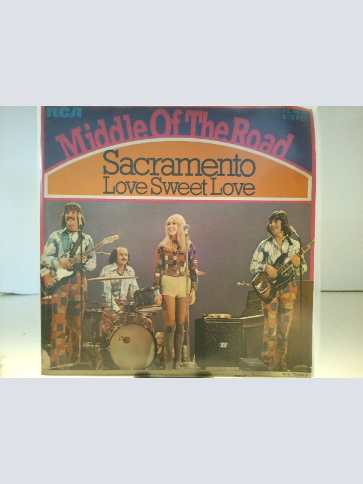 SINGLE / Middle Of The Road – Sacramento