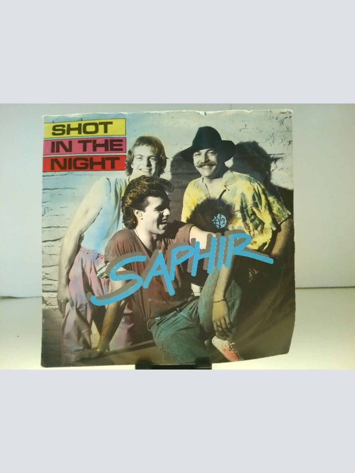 SINGLE / Saphir – Shot In The Night