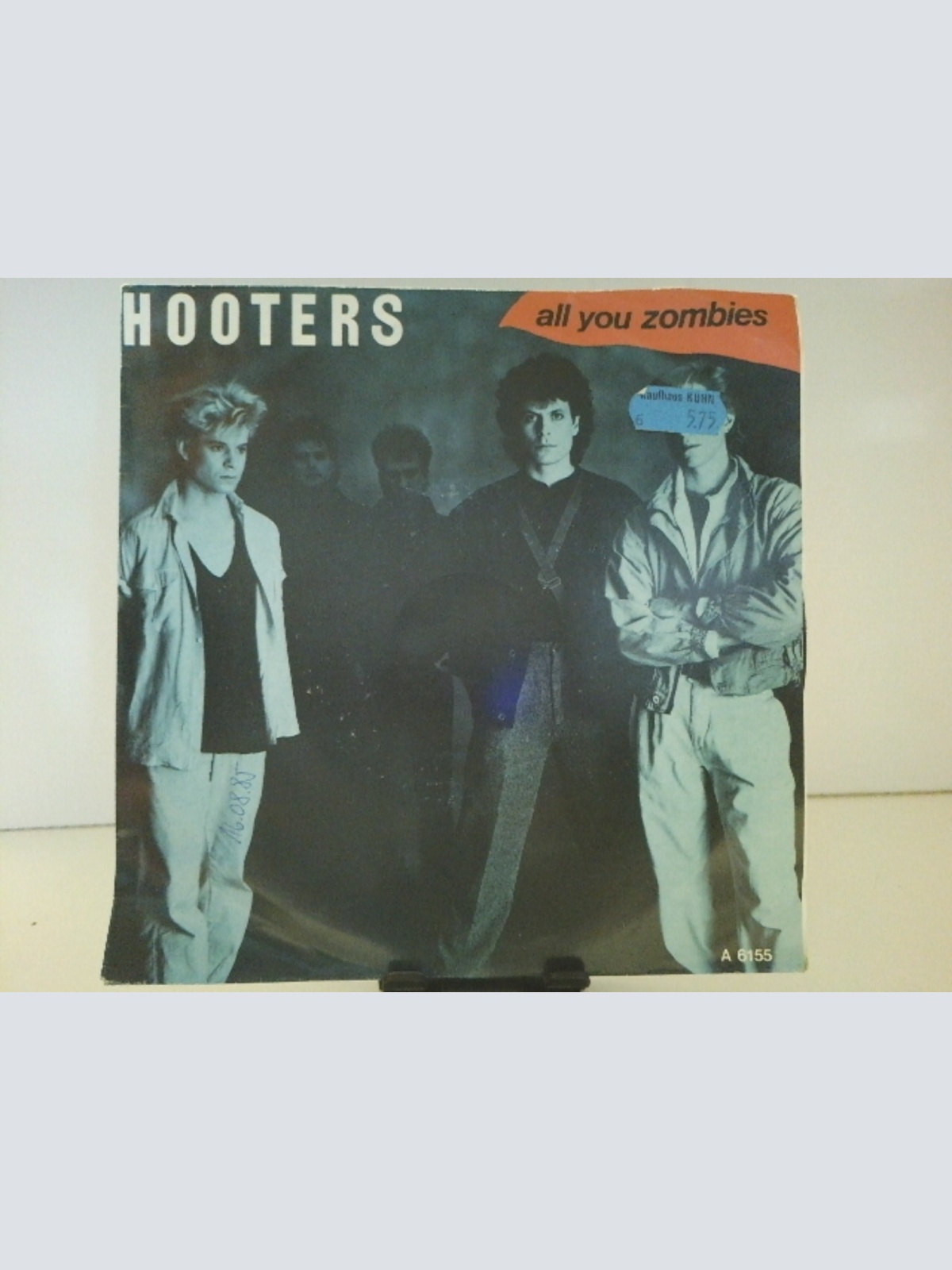 SINGLE / Hooters* – All You Zombies