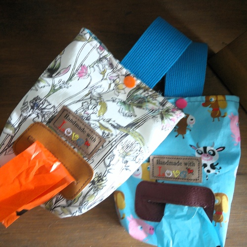 Leckerliebeutel, Kotbeuteltasche, Gacki Sacki Tasche, Futterbeutel für Unterwegs