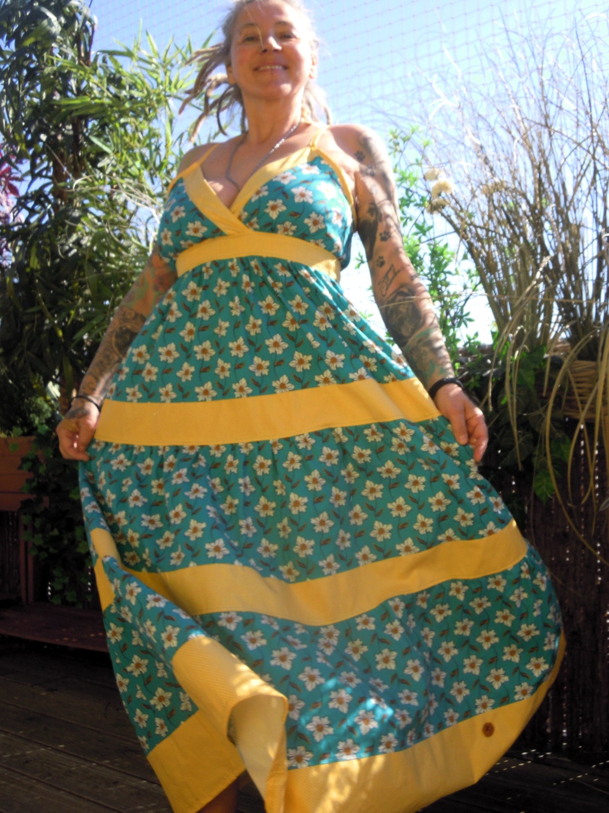 Sommerkleid Maxikleid türkis/gelb mit Blumenmuster