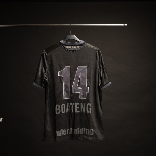 Austria Wien Matchworn Bezirkstrikot BOATENG