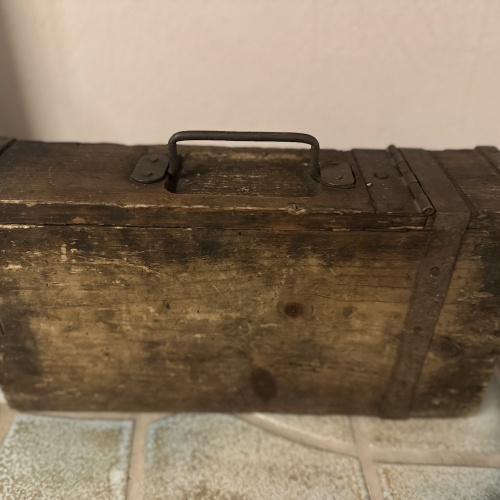 Munitionskiste groß vom 1. Weltkrieg