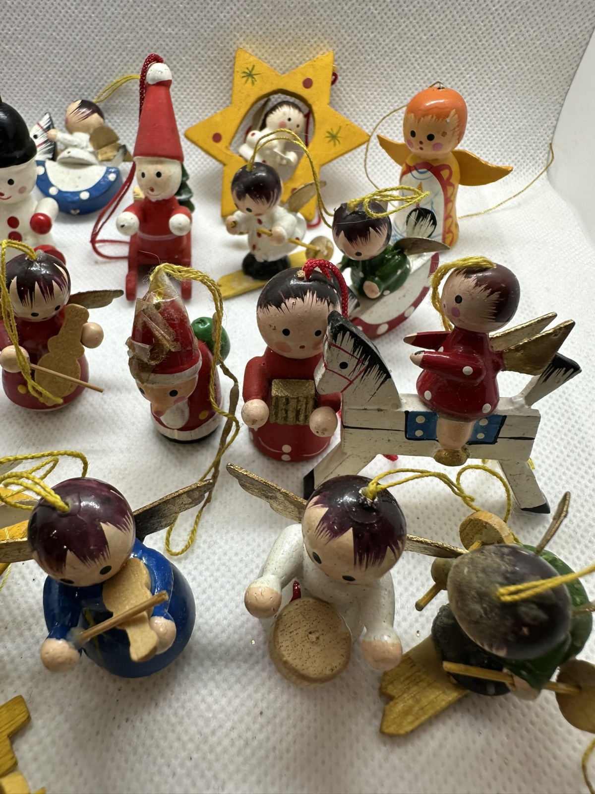 Konvolut alter Holzschmuck aus dem Erzgebirge