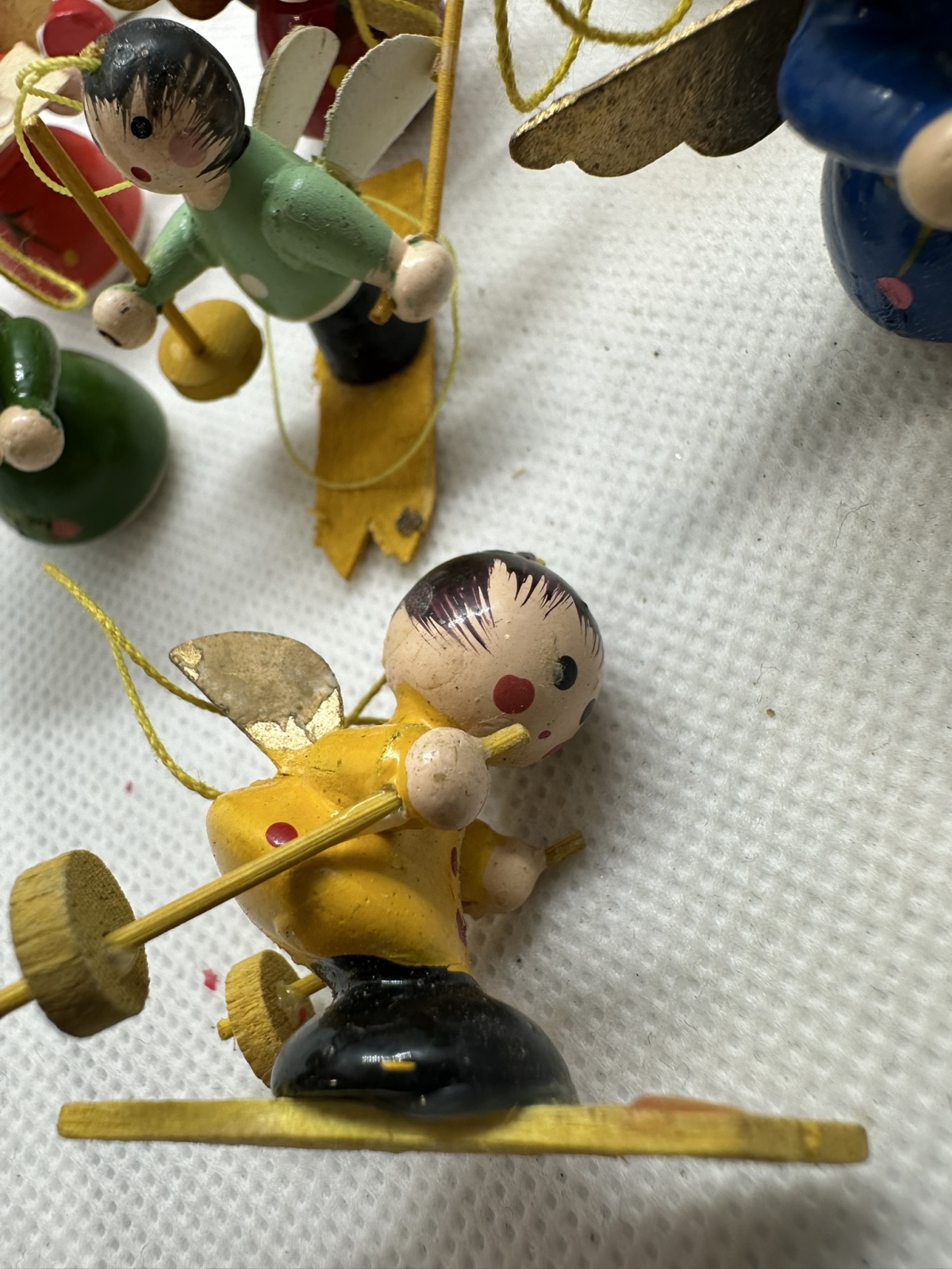 Konvolut alter Holzschmuck aus dem Erzgebirge