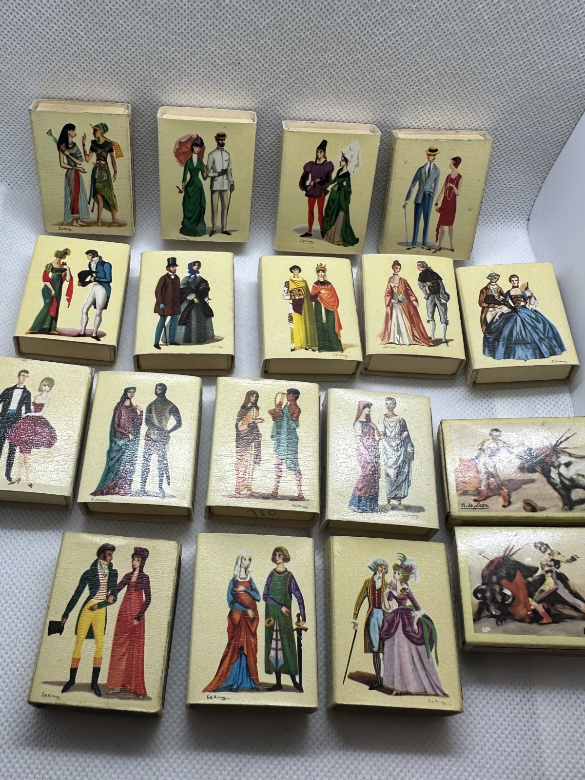 18 Stk. antike spanische Streichholzschachteln Fa. Fosforera