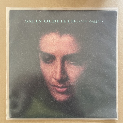 SINGLE / Sally Oldfield – Silver Dagger