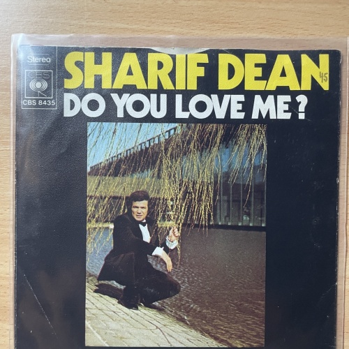 SINGLE / Sharif Dean – Do You Love Me? / In The Summer Holidays
