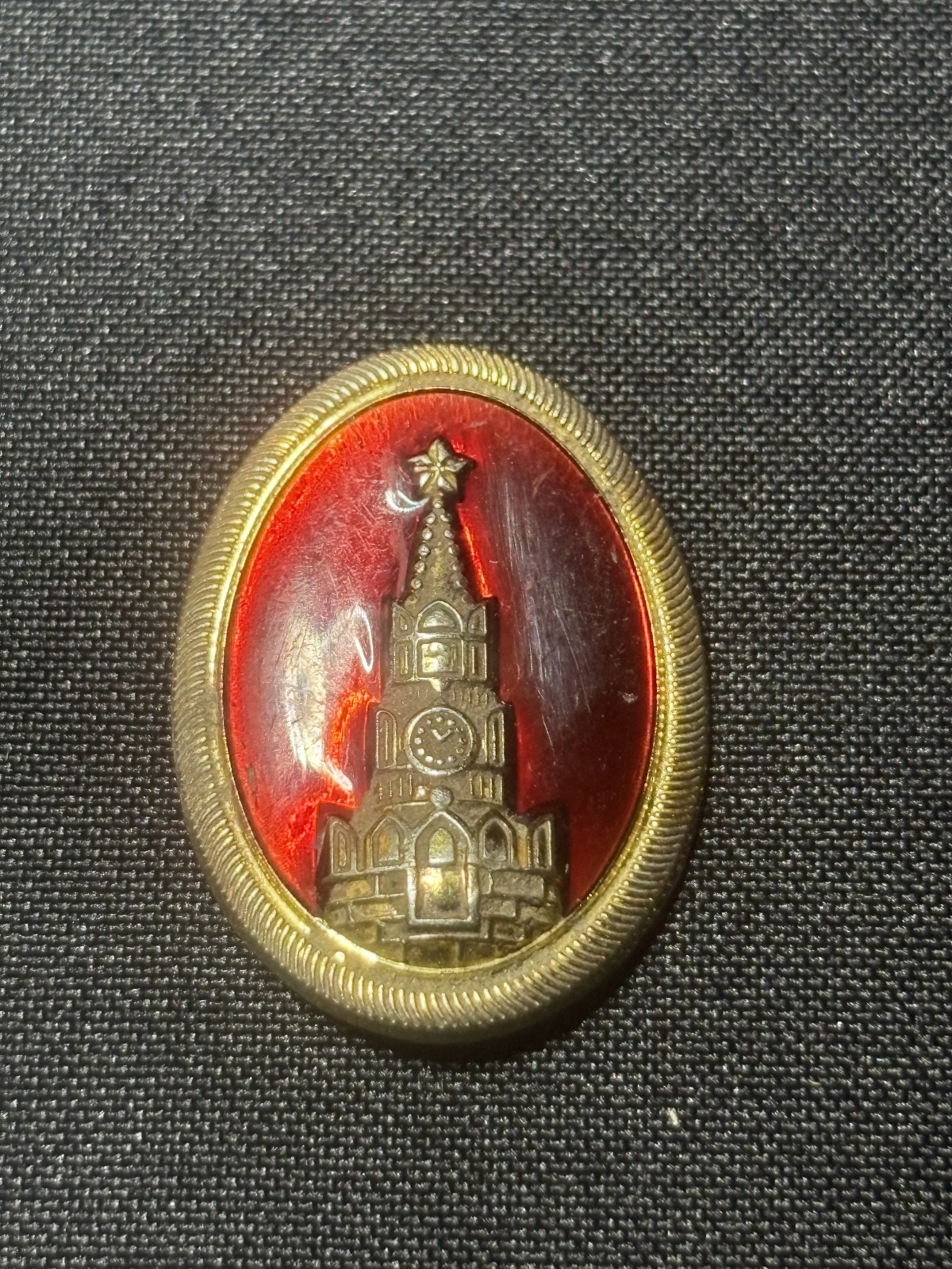 antikes UdSSR-Overlay mit Emaille und Kreml-Türmen