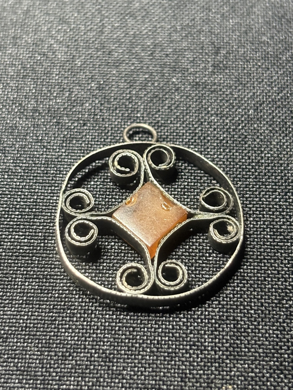 Antik Silber Kreuz mit Stein