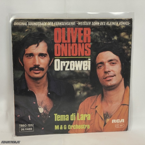 SINGLE / Oliver Onions / M & G Orchestra – Orzowei / Tema Di Lara