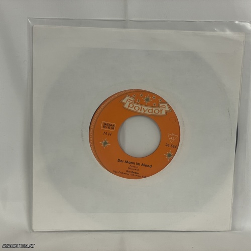 SINGLE / Gus Backus – Der Mann Im Mond / Was Ist Los?