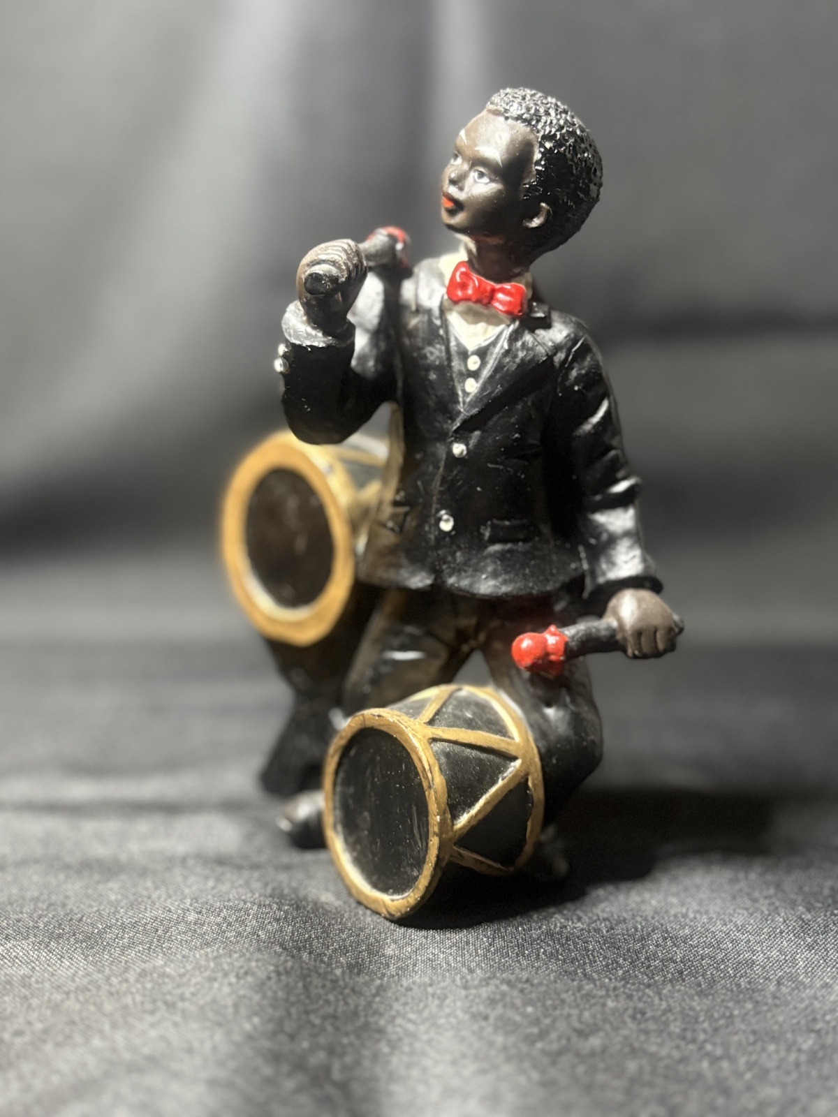 Antik Schlagzeugerfigur