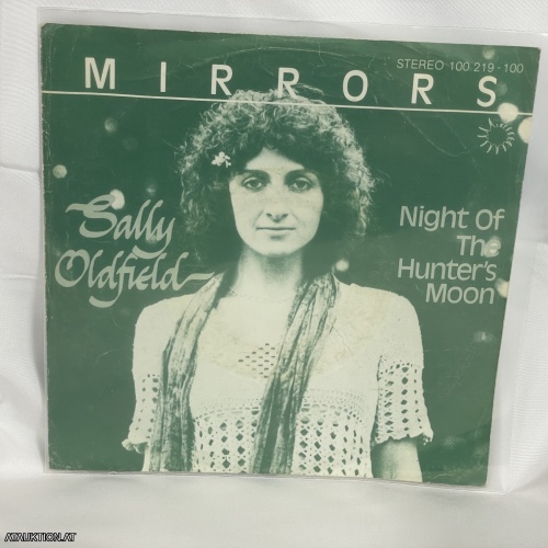 SINGLE / Sally Oldfield – Mirrors
