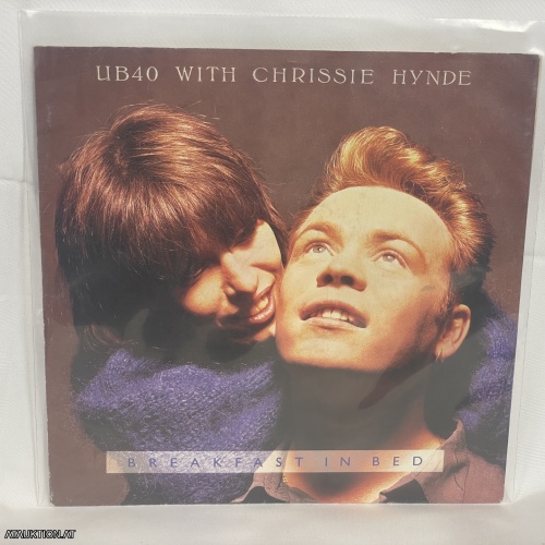 SINGLE / UB40 with Chrissie Hynde – Breakfast In Bed