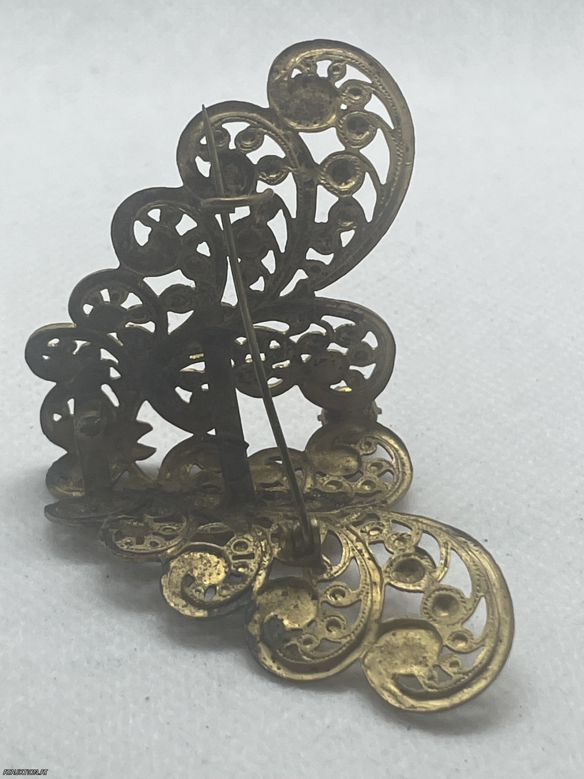 Jugendstil Brosche mit einem Stein