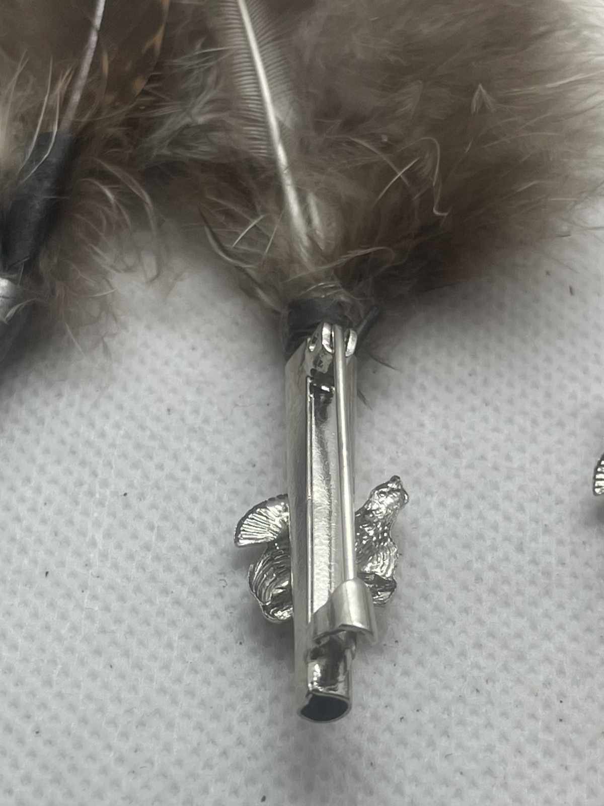 Konvolut Vintage Federhülsen und Federn/für Jagdhut