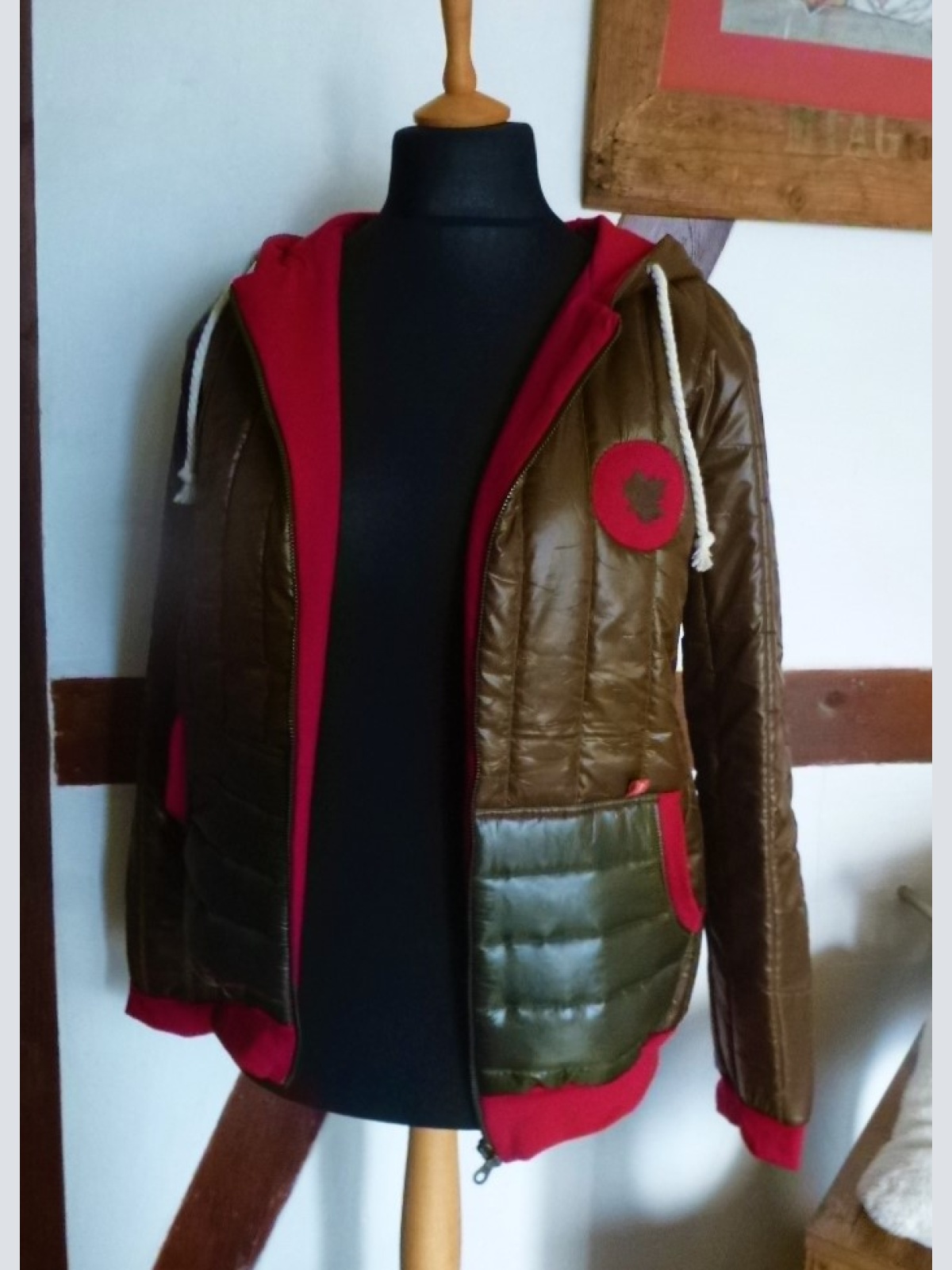 Steppjacke College Jacke in gedämpfte Erdtöne Größe M UNISEX