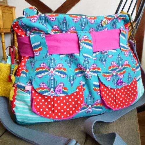 Umhängetasche Handtasche Schultertasche Kunterbunt Platzwunder mit vielen Details