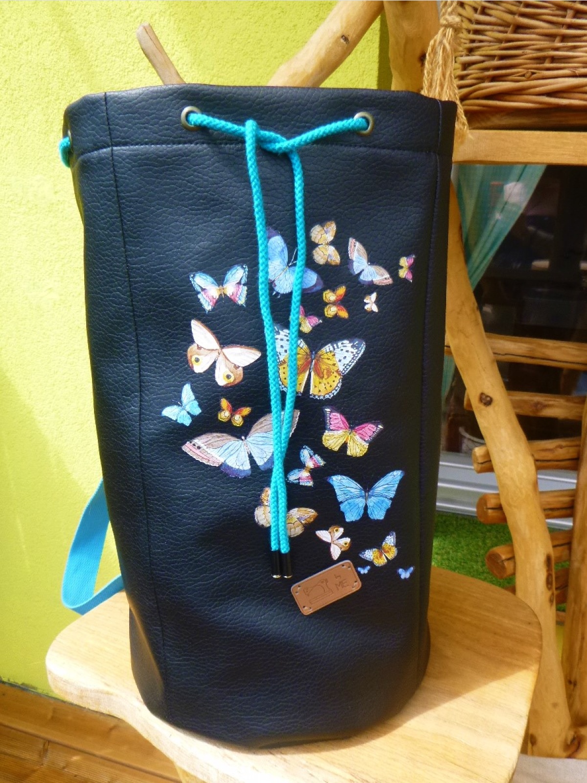 Seesack Rucksack schwarzes Kunstleder mit Schmetterlinge