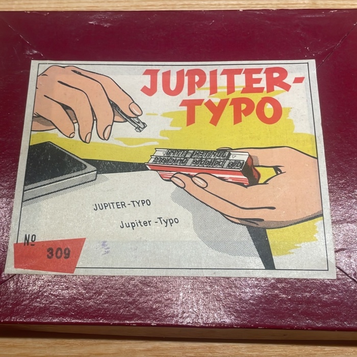 Jupiter-Typo Setzkasten