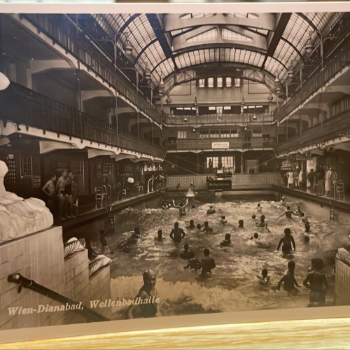 AK Wien Dianabad Wellenbadhalle
