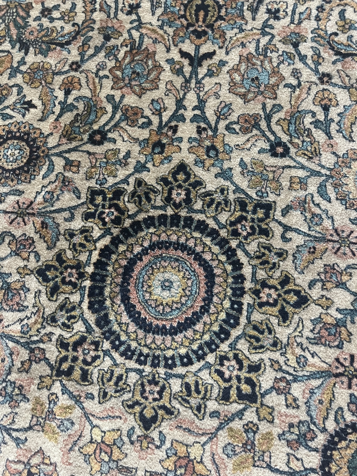 T2- Täbris - 332 x 244 cm / Kaufpreis ursprünglich Eur 50.000,-- / (N7000)