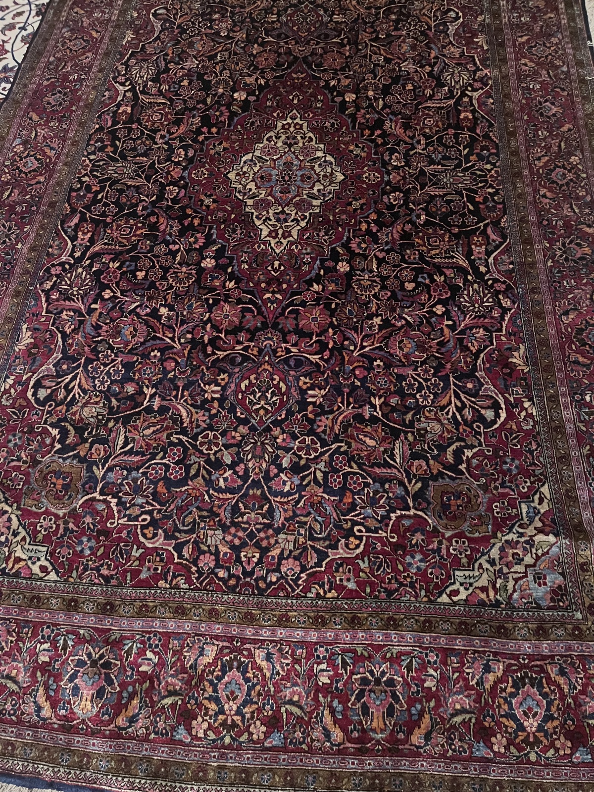 T99 – Keschan - Seidenteppich 201x130 cm –  / (N1000)