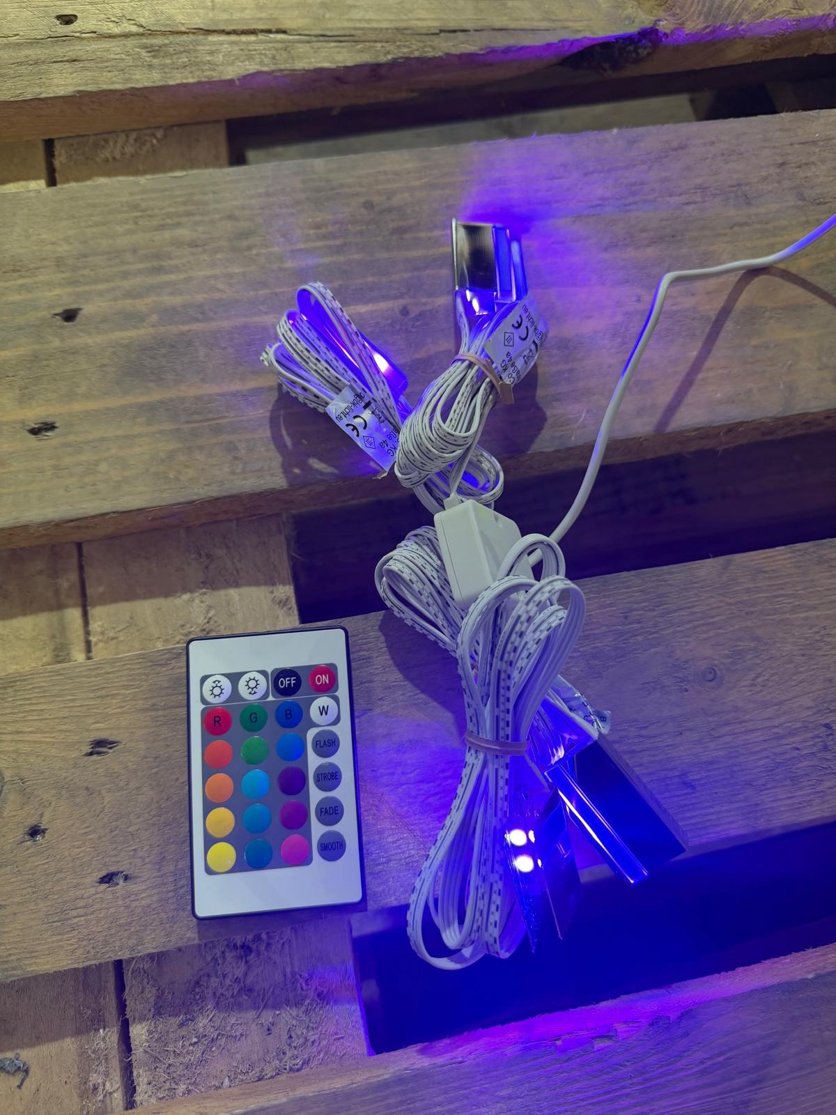 2x LED Stripes mit Fernbedienung