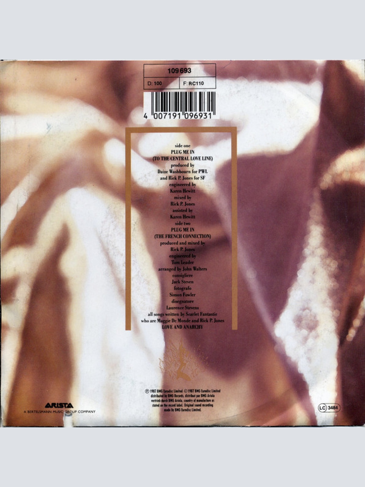 Vinyl / Scarlet Fantastic - Plug Me In