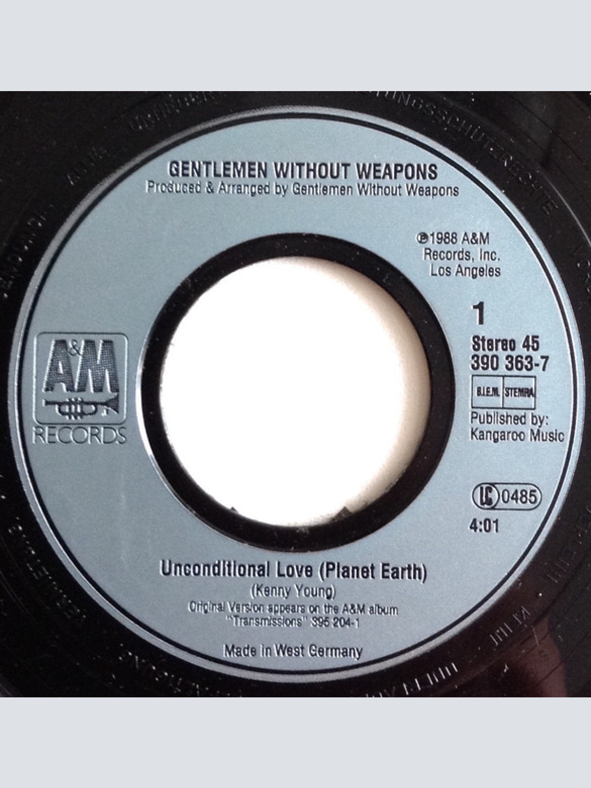 Vinyl / Gentlemen Without Weapons - Unconditional Love (Planet Earth)