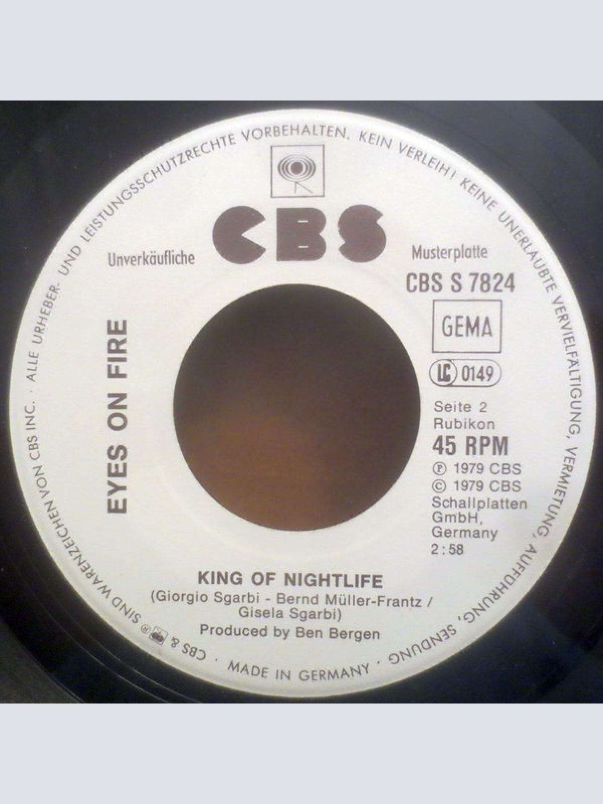 Vinyl / Eyes On Fire - Buy Mi Bananas