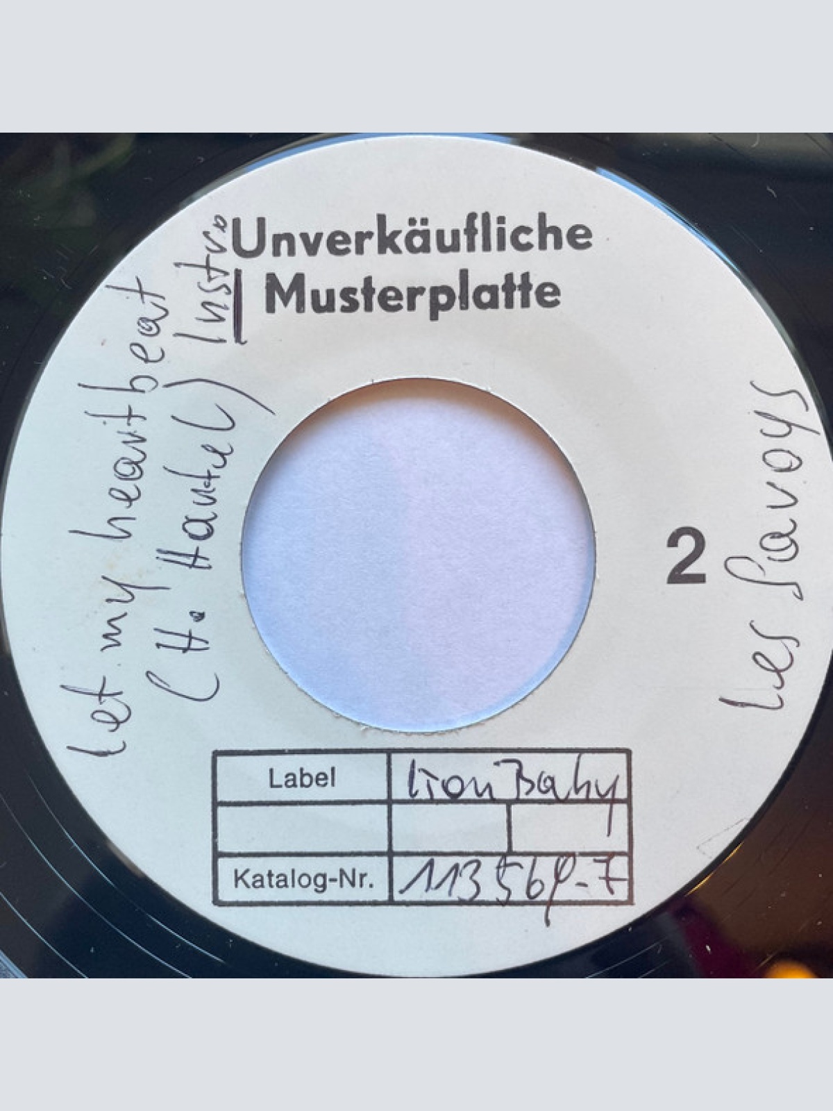 Vinyl / Les Savoys - Let My Heart Beat