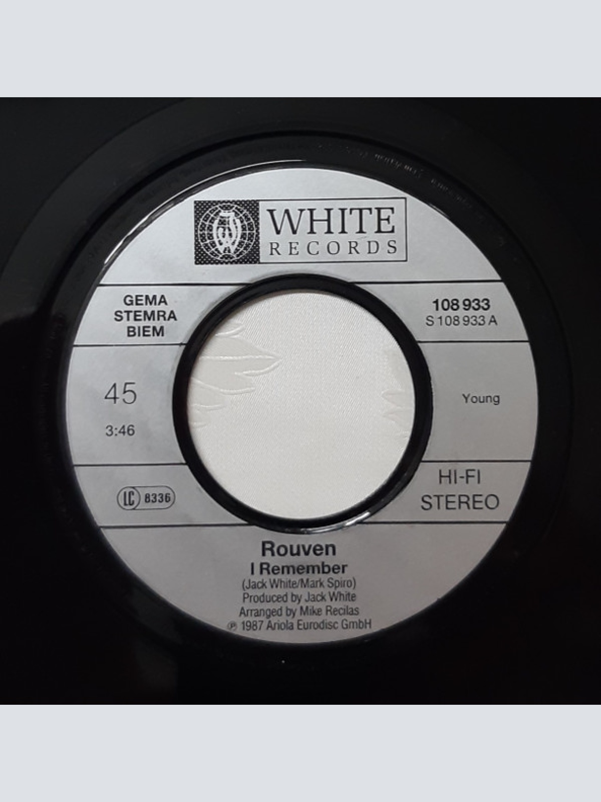 Vinyl / Rouven (2) - I Remember