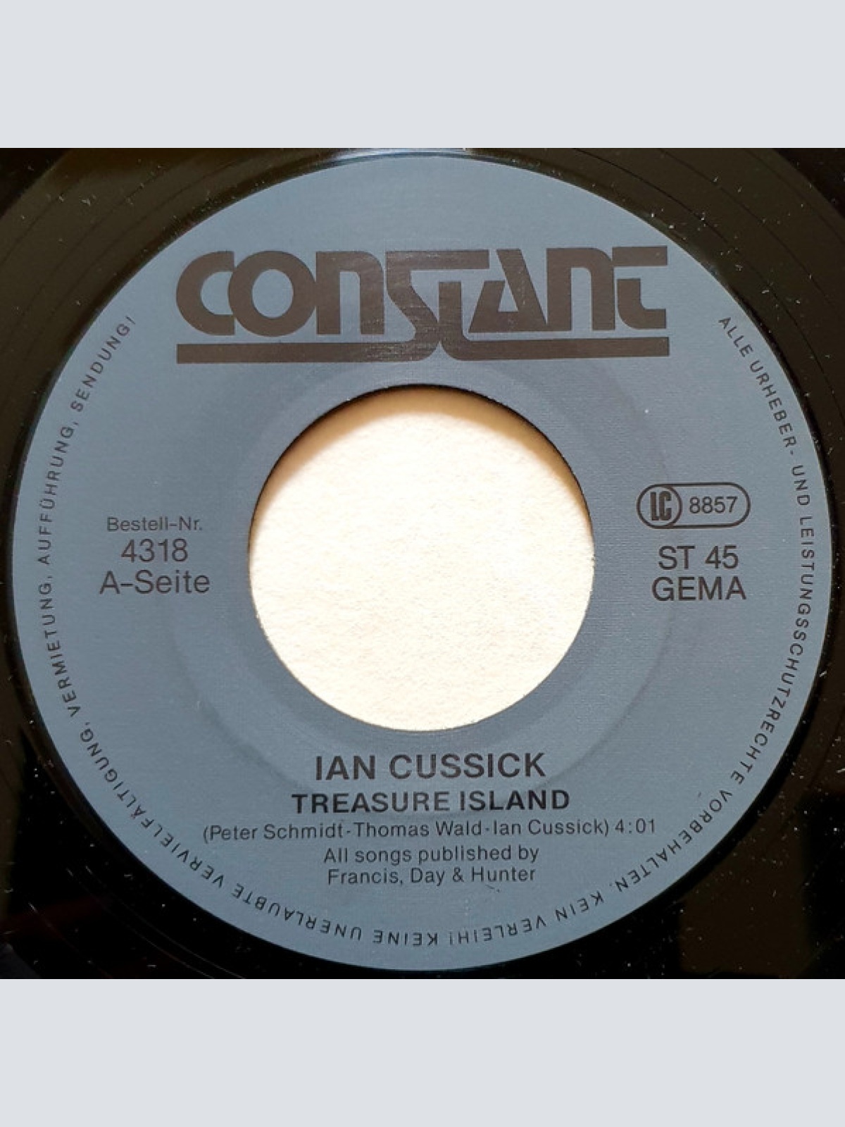 Vinyl / Ian Cussick - Treasure Island