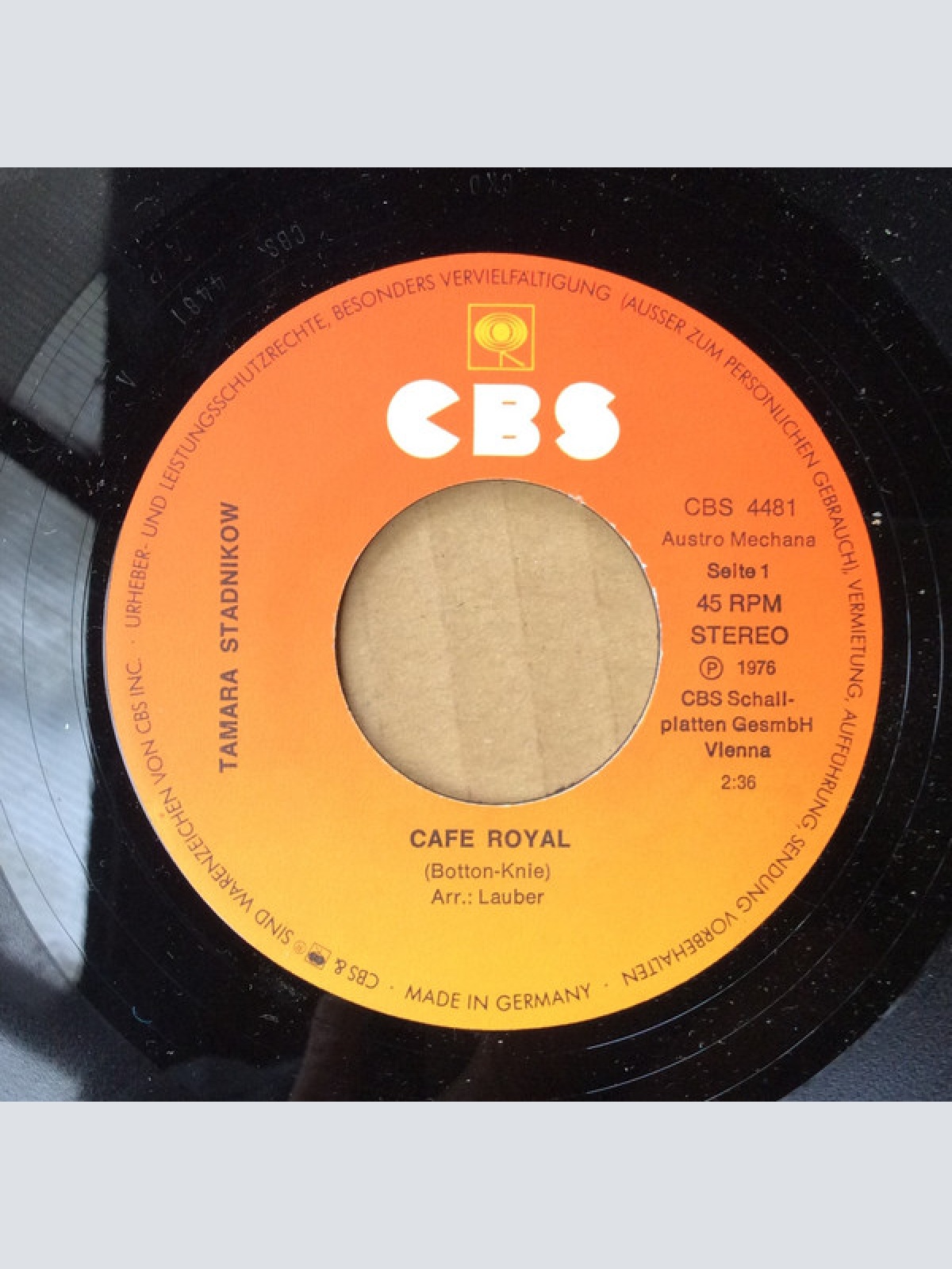 Vinyl / Tamara Stadnikow - Café Royal