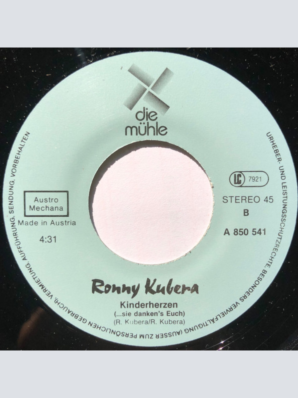 Vinyl / Ronny Kubera - Glasklar