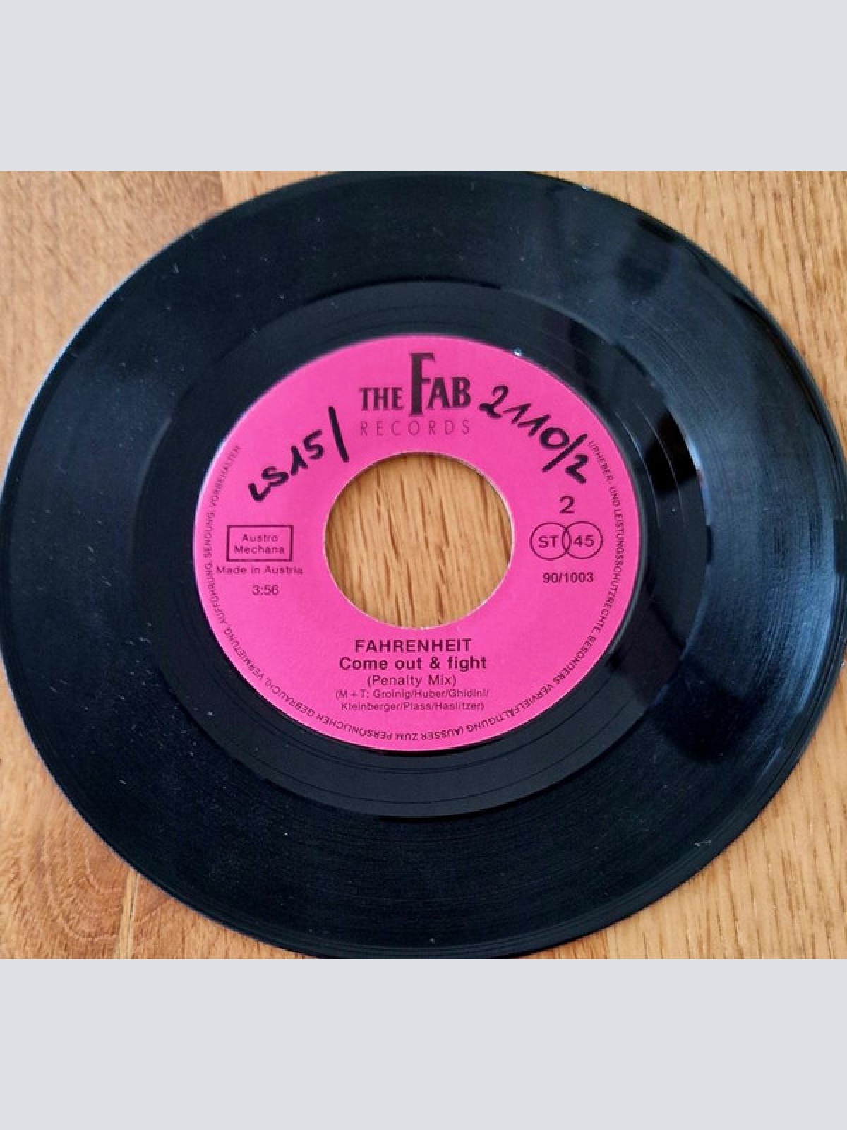 Vinyl / Fahrenheit (2) - Come Out & Fight