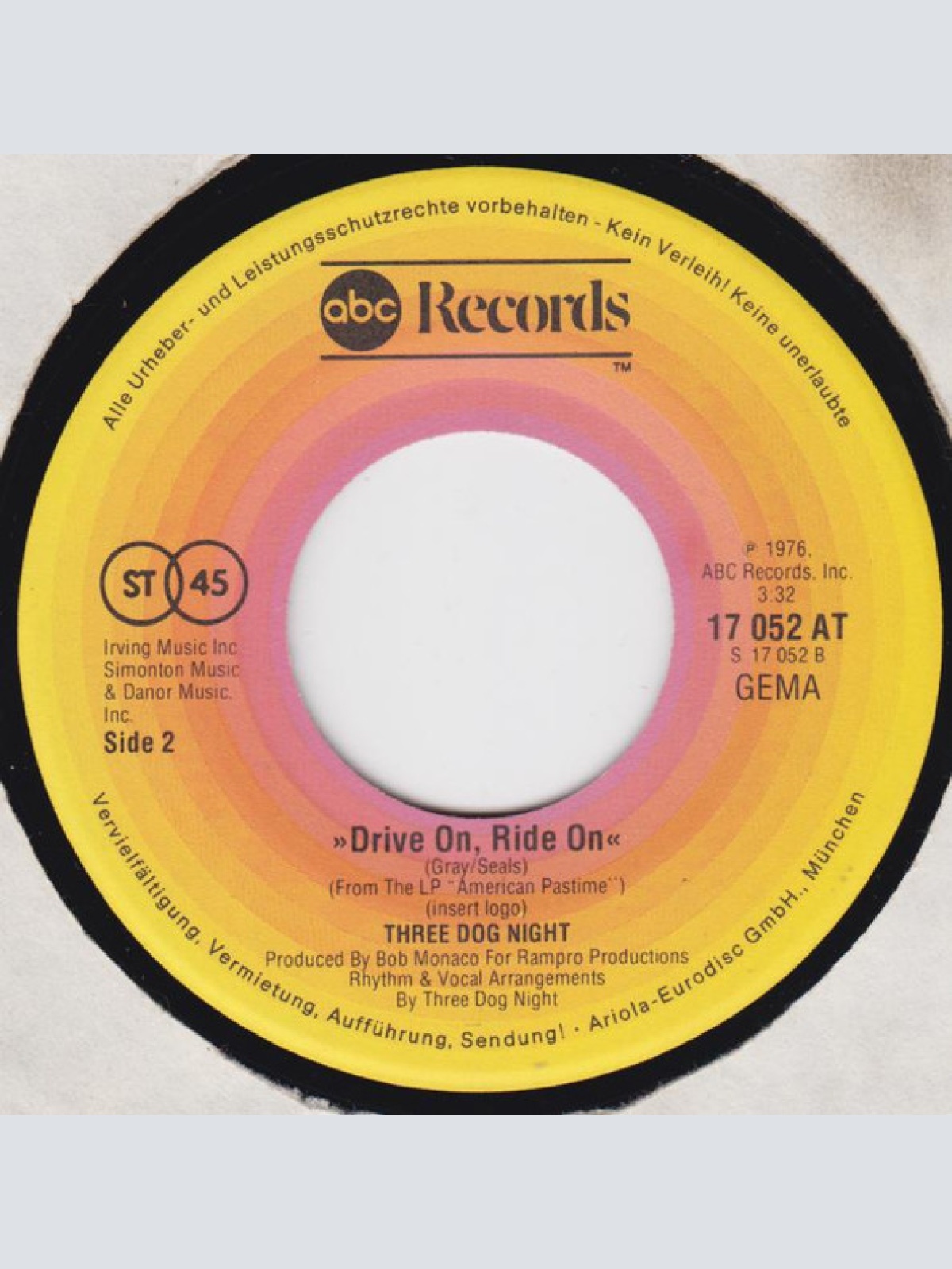 Vinyl / Three Dog Night - Everybody Is A Masterpiece