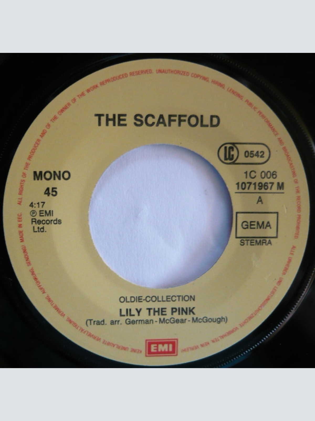 Vinyl / Scaffold - Lily The Pink