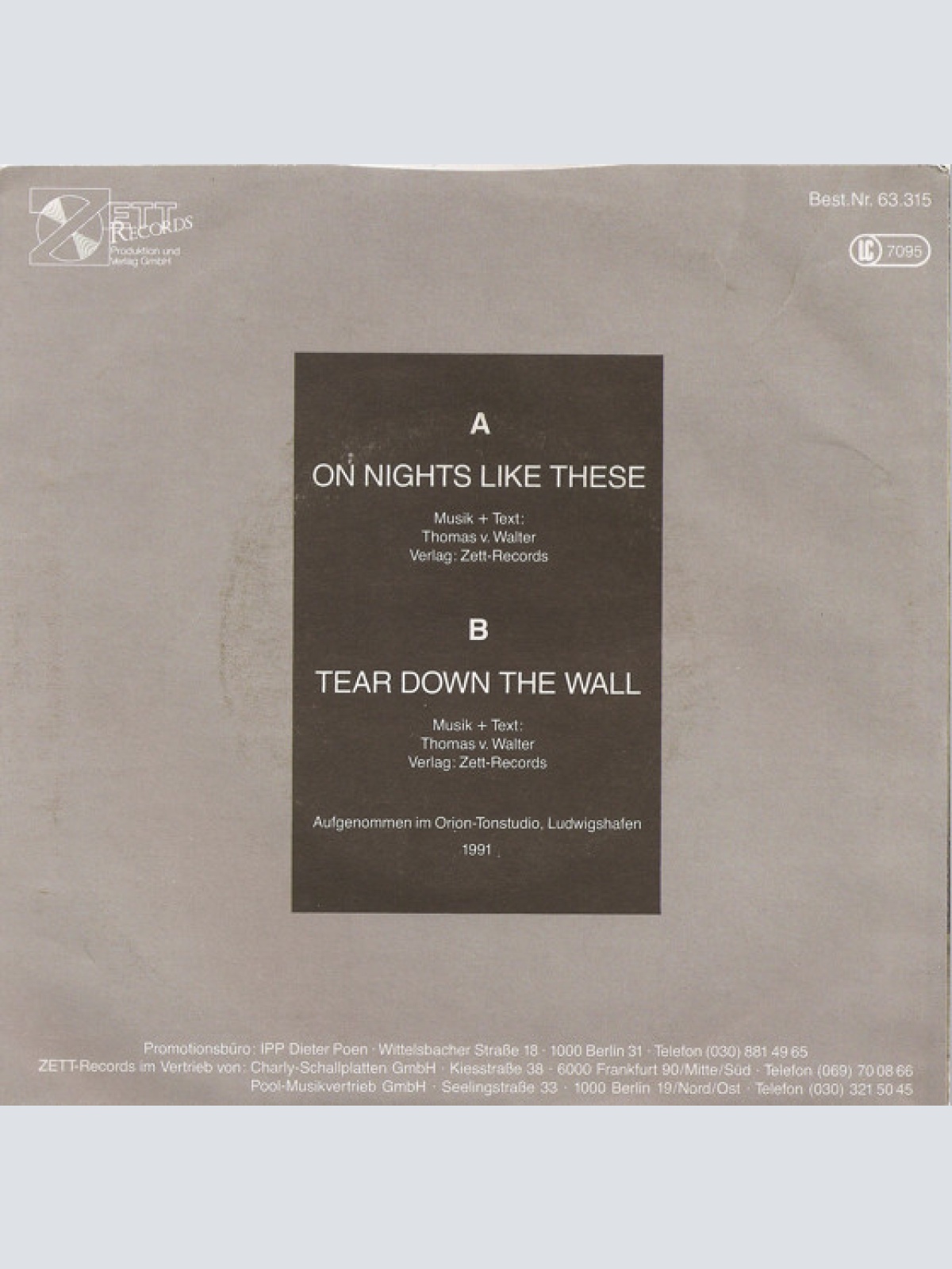 Vinyl / P-Town (2) - Tear Down The Wall / On Nights Like These