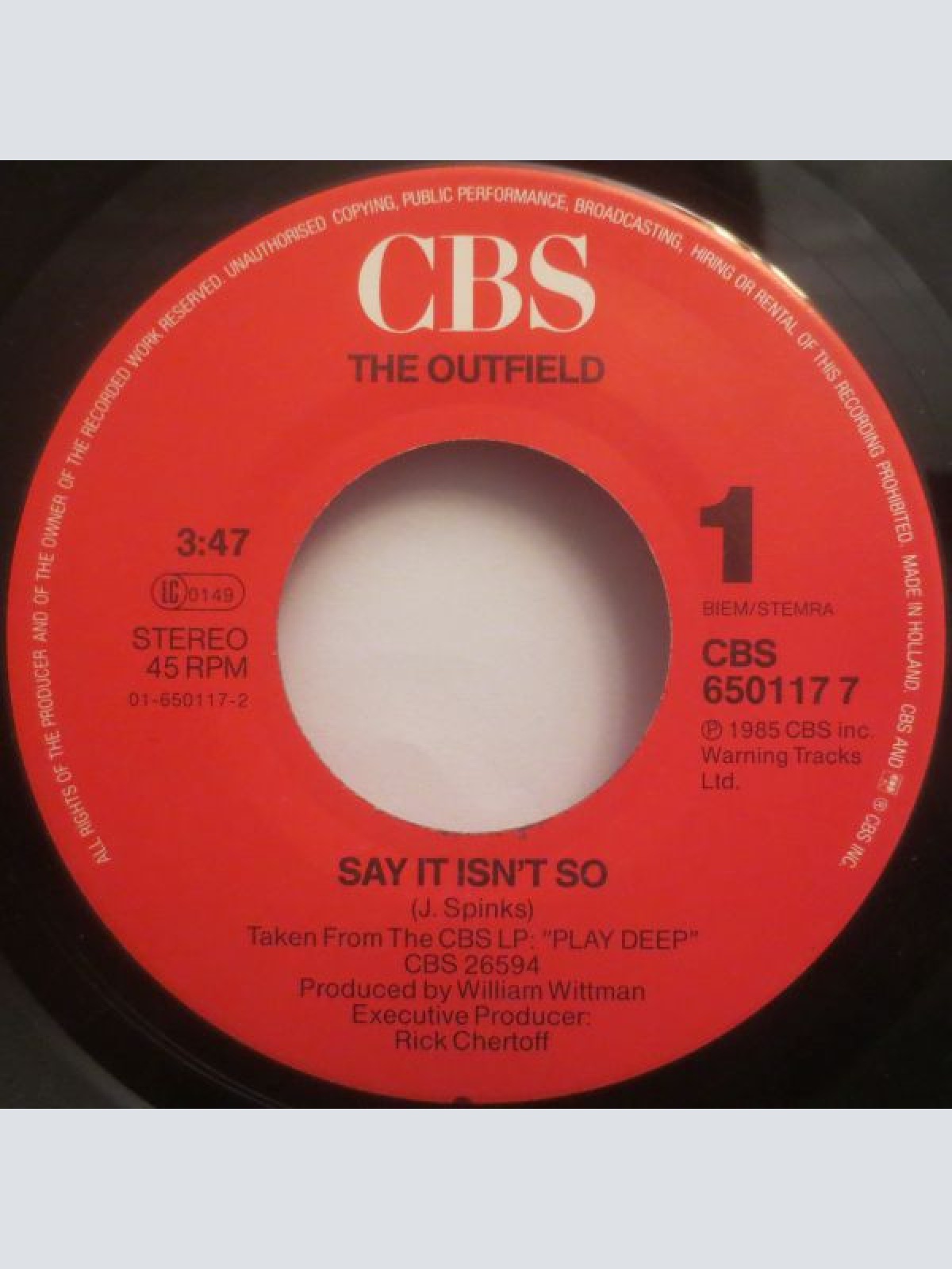 Vinyl / The Outfield - Every Time You Cry / Say It Isn't So